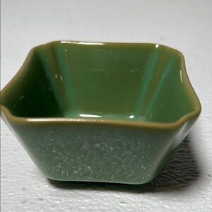 Asian Artist Elegant High Gloss Green  Handmade Hand Painted Tea Cup NEW